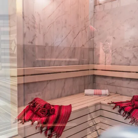 Hotel Royal Wings 5*