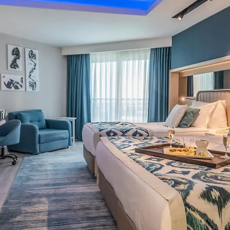 Hotel Royal Wings